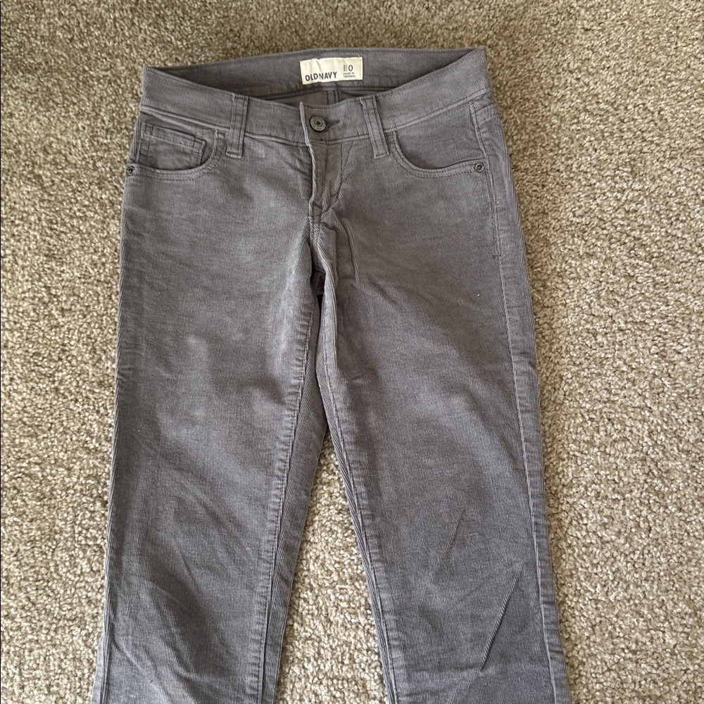 Old Navy light grey colored low rise skinny leg corduroy pants size 0